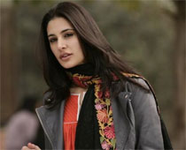 Holi best festival ever: Nargis Fakhri